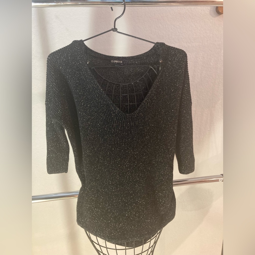 Express Women’s SZ SM Gold Glitter Thread 3/4 Black Knit V Neck Sweater